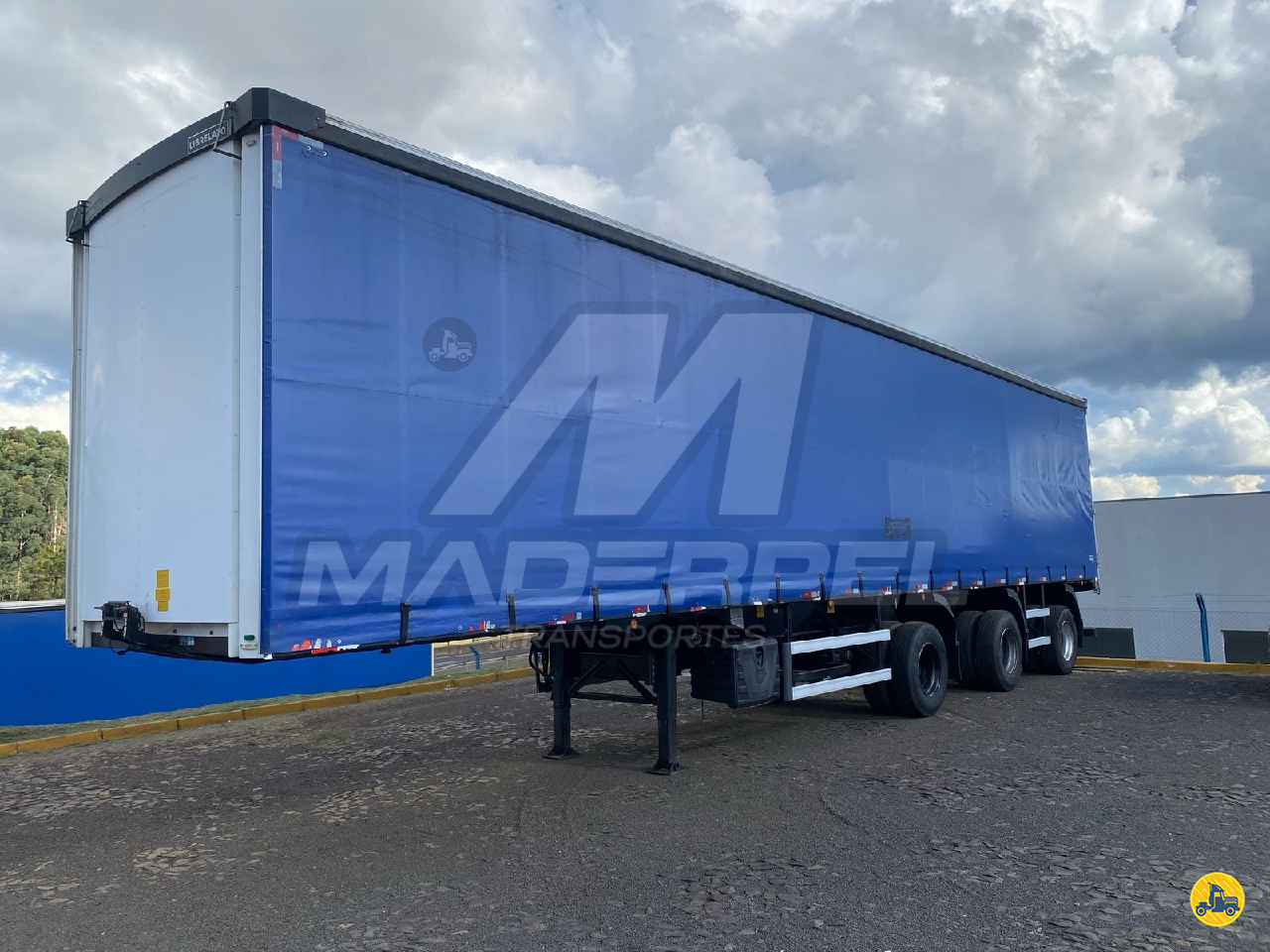 CARRETA SEMI-REBOQUE BAU SIDER Reta Maderpel Transportes GUARAPUAVA PARANÁ PR
